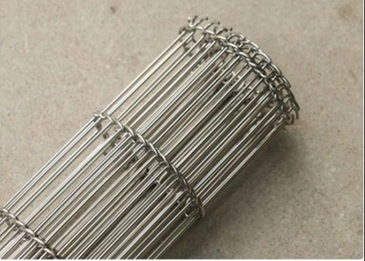 0.9mm ανθεκτικό στη θερμότητα ελαφρύ συρματόπλεγμα μεταγωγική ζώνη για βιομηχανικά
