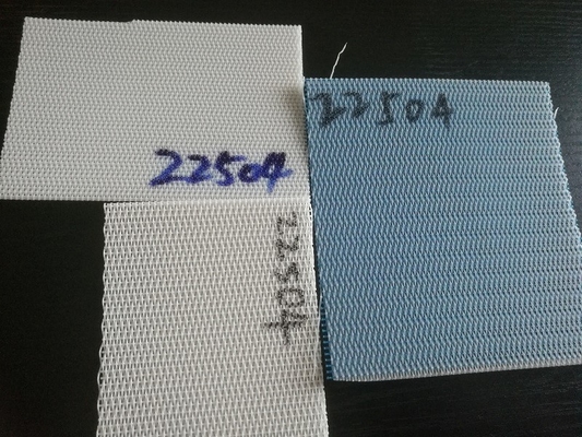 22504 Υφάσματα από πολυεστέρα υφασμένα για στεγνωτήρες και για μηχανές χαρτιού και χαρτονιού