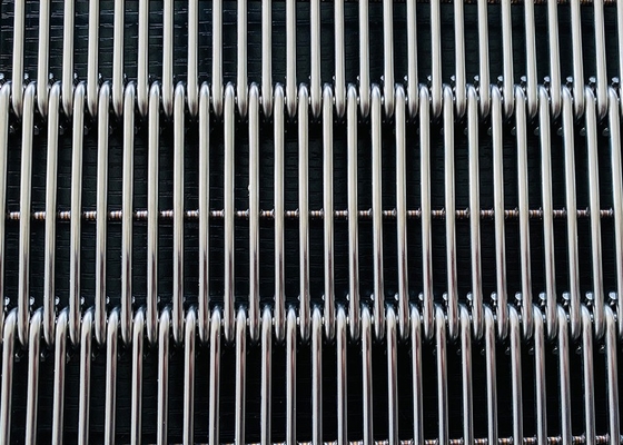 Τροφική ποιότητα Sus Eye Link Conveyor Wire Mesh Belt Για την επεξεργασία μπισκότων